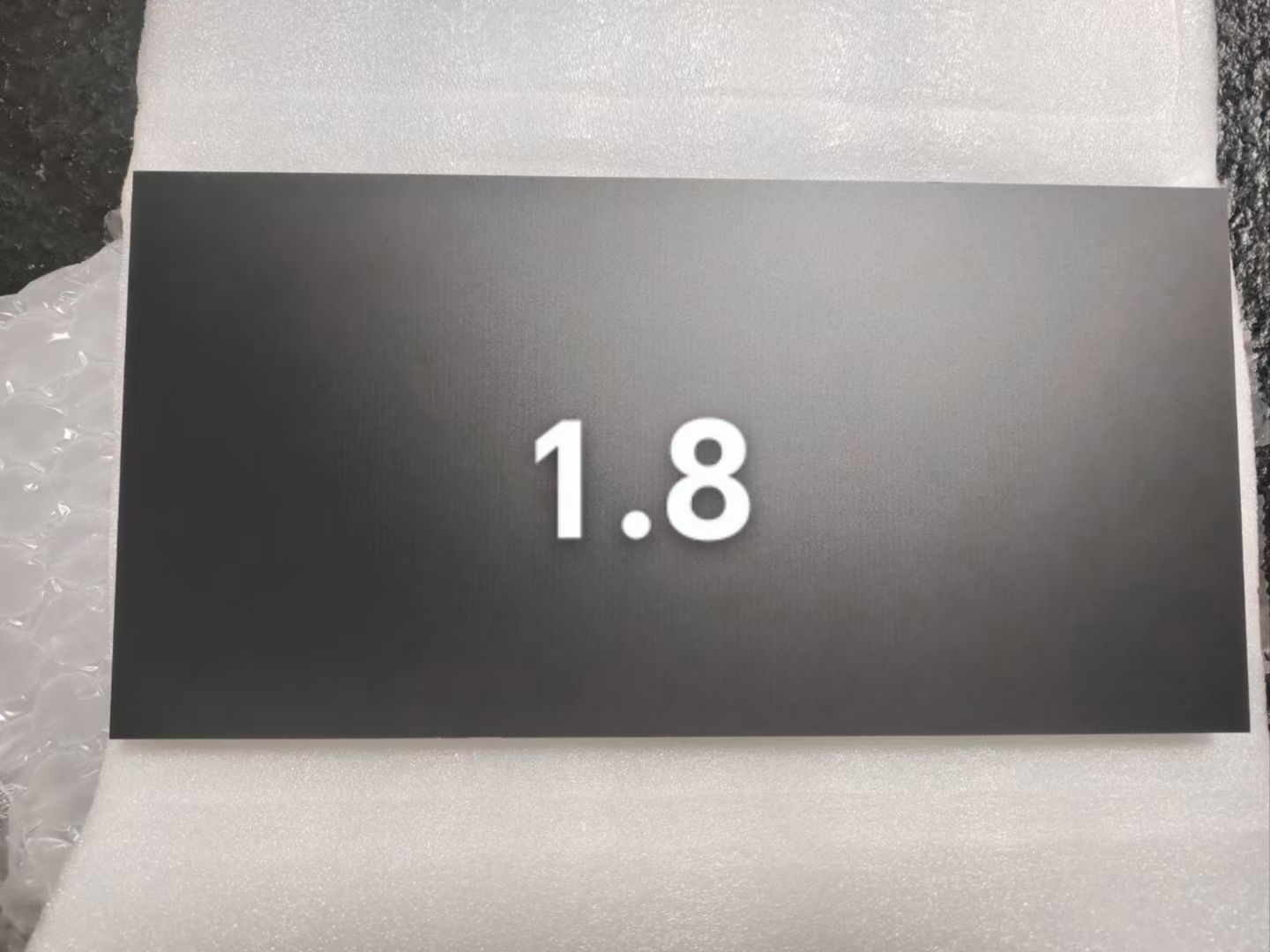 P1.8全彩模组